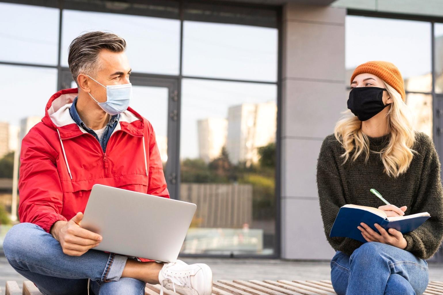 Interactive web design session with instructor guidance