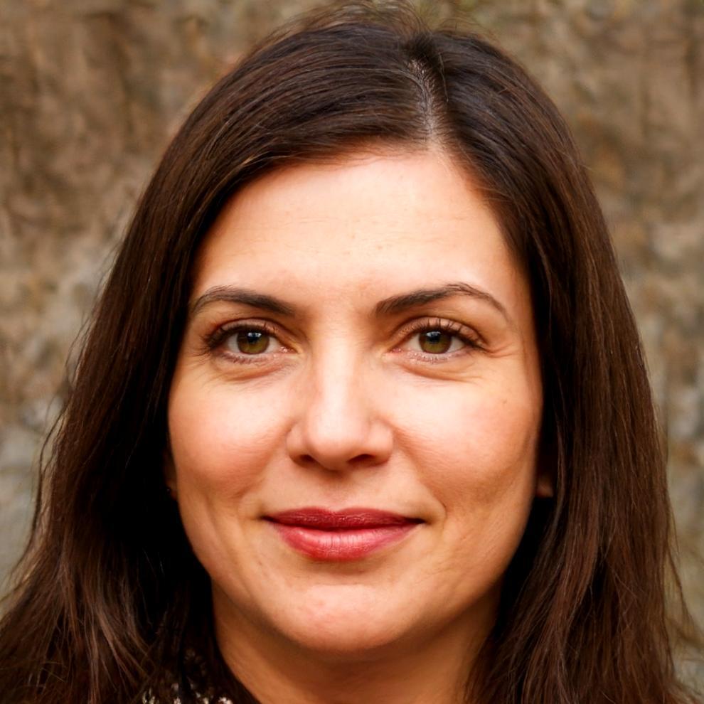 Portrait of Sarah Kim, Frontend Development Specialist